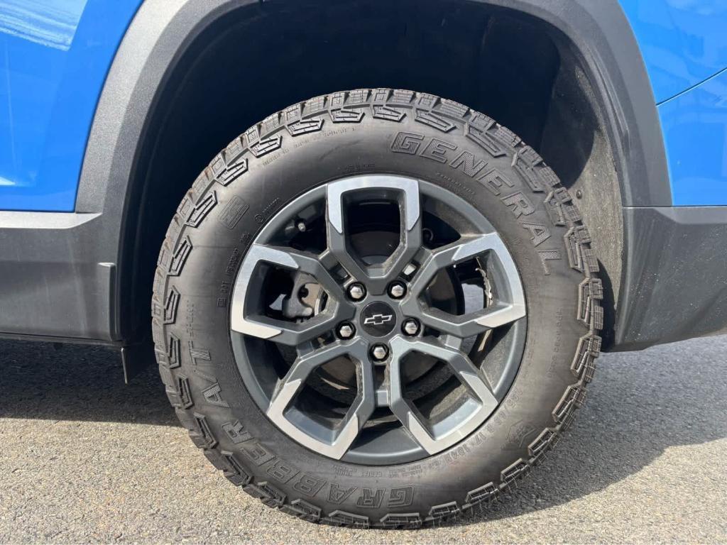 new 2025 Chevrolet Equinox car, priced at $29,342