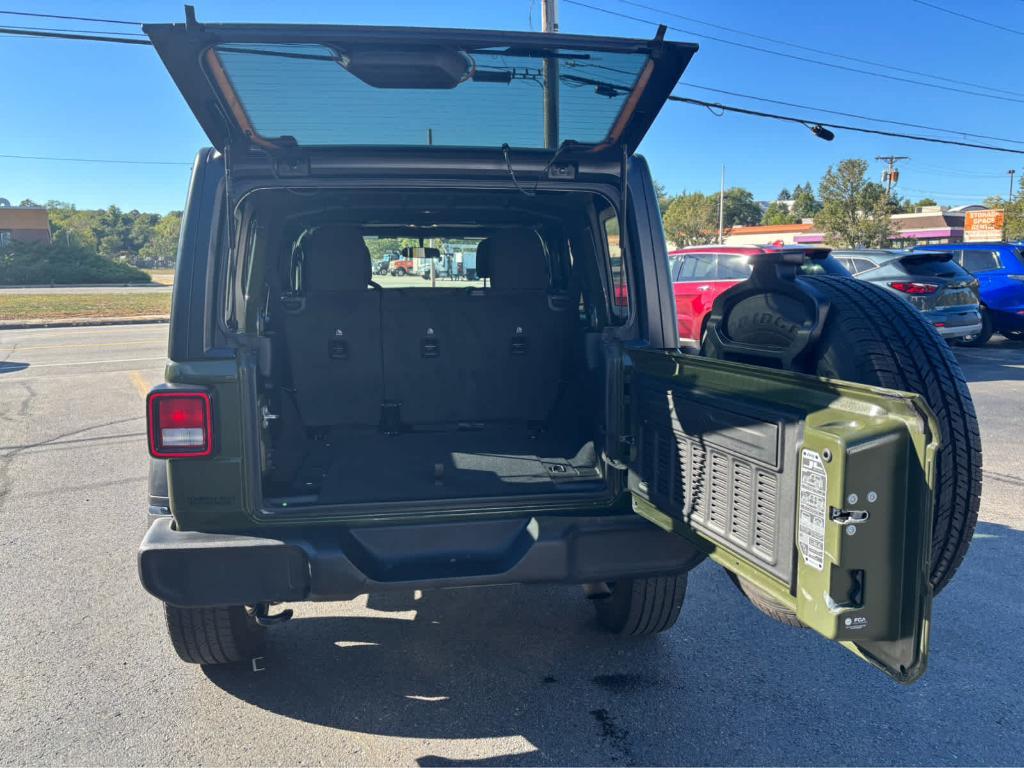 used 2022 Jeep Wrangler Unlimited car, priced at $31,850