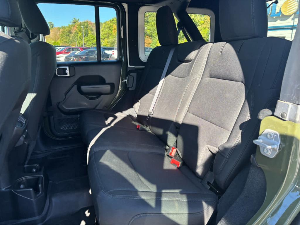 used 2022 Jeep Wrangler Unlimited car, priced at $31,850