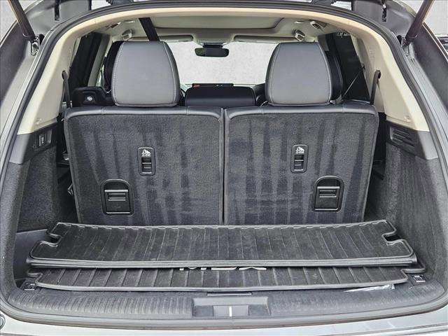 used 2023 Acura MDX car, priced at $33,542