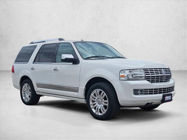 used 2014 Lincoln Navigator car, priced at $15,255