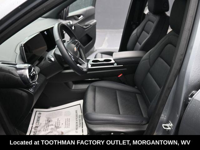 used 2025 Chevrolet Equinox car, priced at $24,499