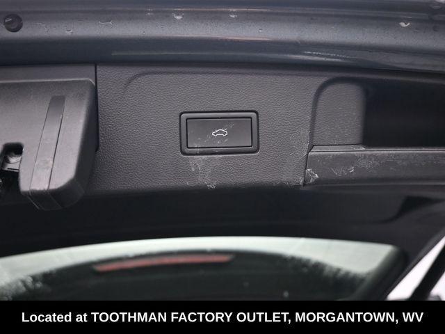 used 2024 Volkswagen Atlas car, priced at $25,998