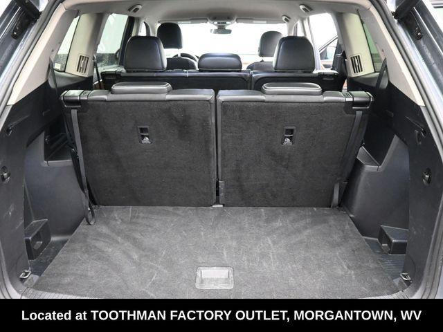 used 2024 Volkswagen Atlas car, priced at $25,998