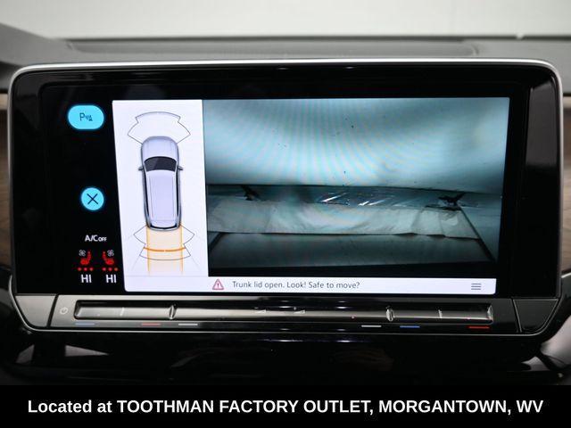 used 2024 Volkswagen Atlas car, priced at $25,998