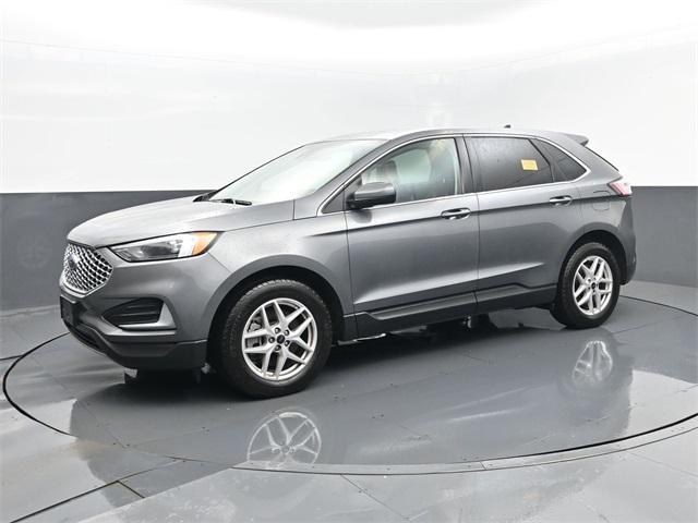 used 2024 Ford Edge car, priced at $21,563