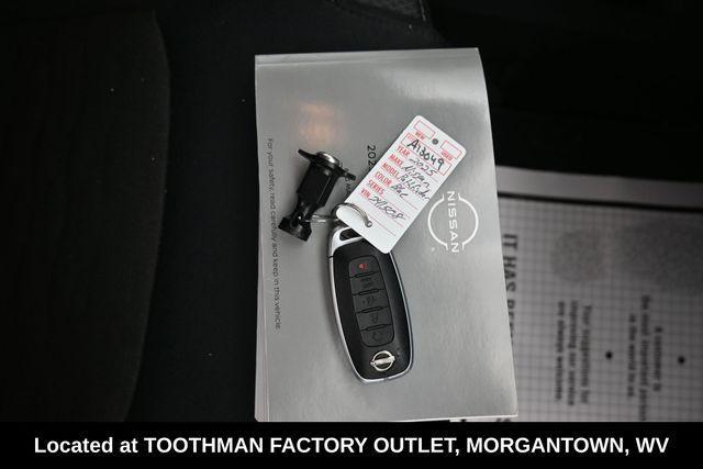 used 2025 Nissan Pathfinder car, priced at $29,084