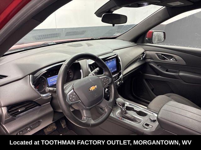 used 2023 Chevrolet Traverse car, priced at $26,242
