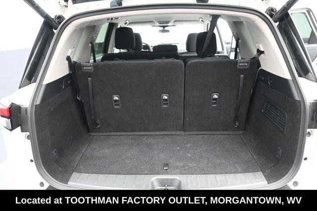 used 2025 Nissan Pathfinder car, priced at $28,306