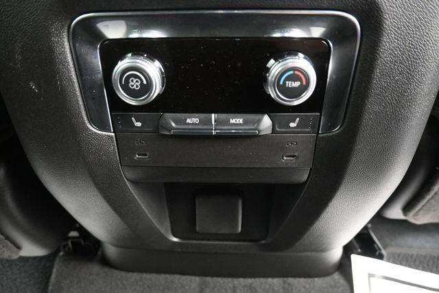 used 2025 GMC Yukon XL car, priced at $65,687