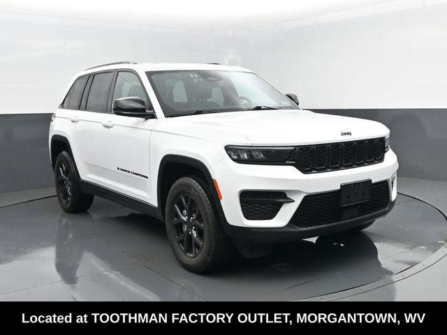 used 2025 Jeep Grand Cherokee car, priced at $33,598