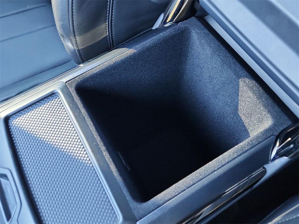 new 2025 Land Rover Range Rover Sport car, priced at $109,531