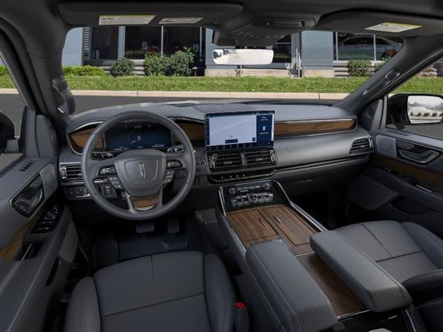 new 2024 Lincoln Navigator L car, priced at $92,499