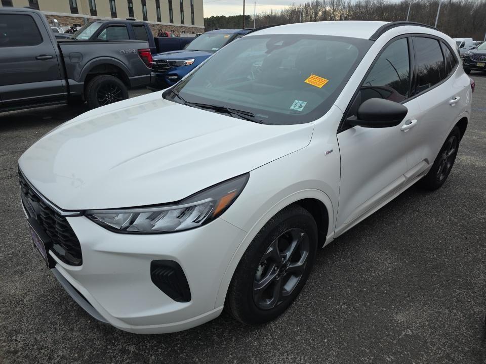used 2023 Ford Escape car, priced at $23,997