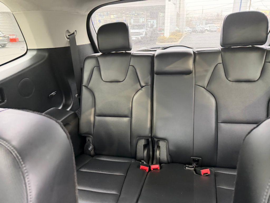 used 2024 Kia Telluride car, priced at $44,997