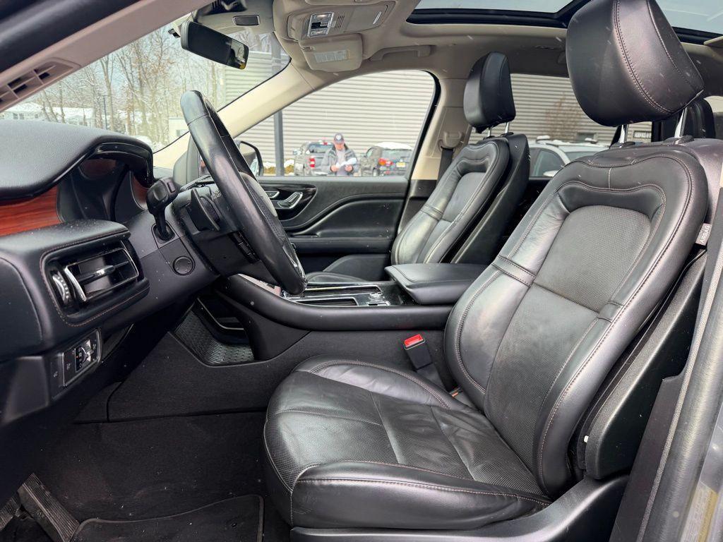 used 2023 Lincoln Aviator car, priced at $45,997