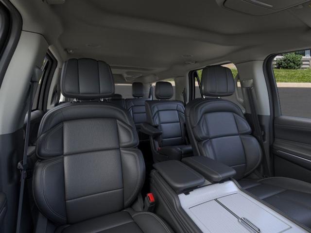 new 2026 Lincoln Navigator car, priced at $97,815