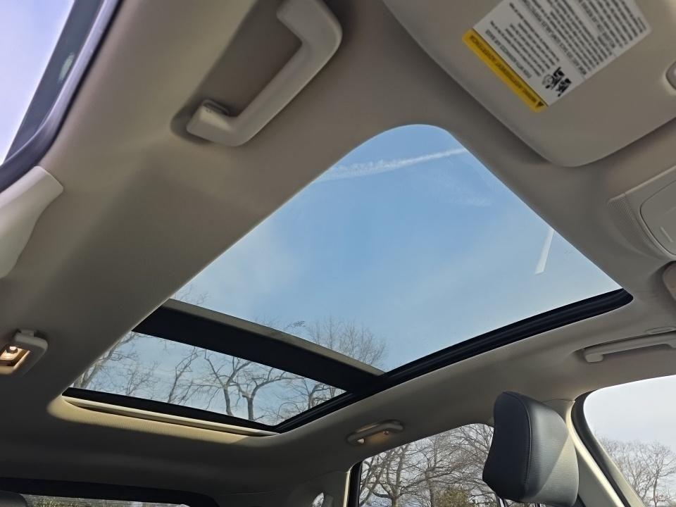 used 2022 Ford Edge car, priced at $27,997