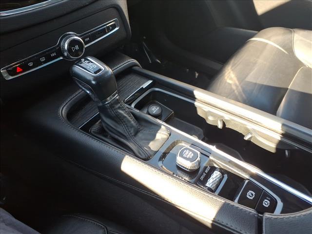 used 2020 Volvo XC90 car, priced at $24,997