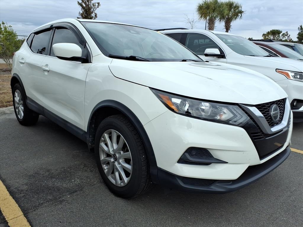 used 2020 Nissan Rogue Sport car, priced at $14,900