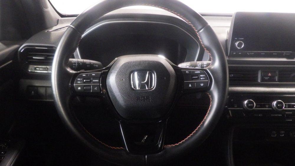 used 2023 Honda Pilot car, priced at $28,900