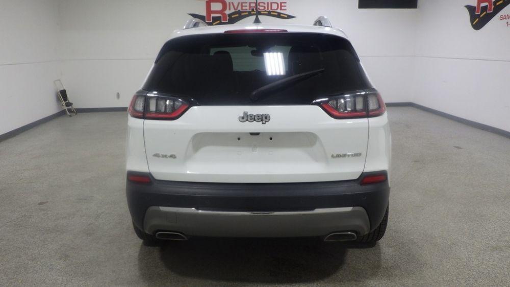 used 2021 Jeep Cherokee car, priced at $18,900