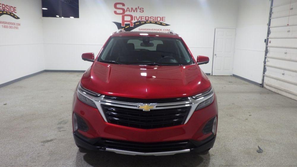 used 2024 Chevrolet Equinox car, priced at $22,900