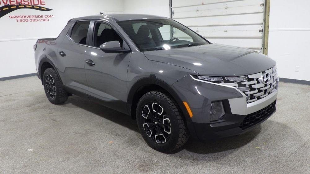 used 2024 Hyundai SANTA CRUZ car, priced at $19,900