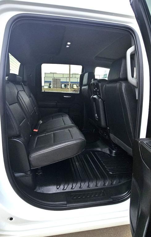 used 2025 Chevrolet Silverado 3500 car, priced at $46,900