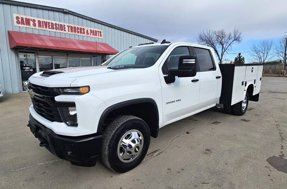 used 2025 Chevrolet Silverado 3500 car, priced at $46,900