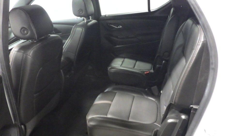 used 2023 Chevrolet Traverse car, priced at $27,900