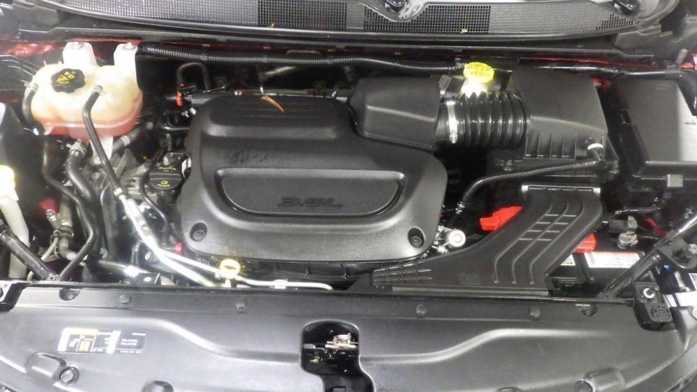 used 2020 Chrysler Pacifica car, priced at $12,900