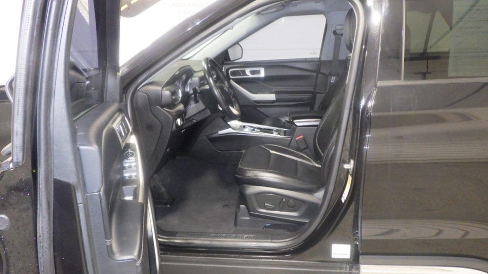 used 2023 Ford Explorer car