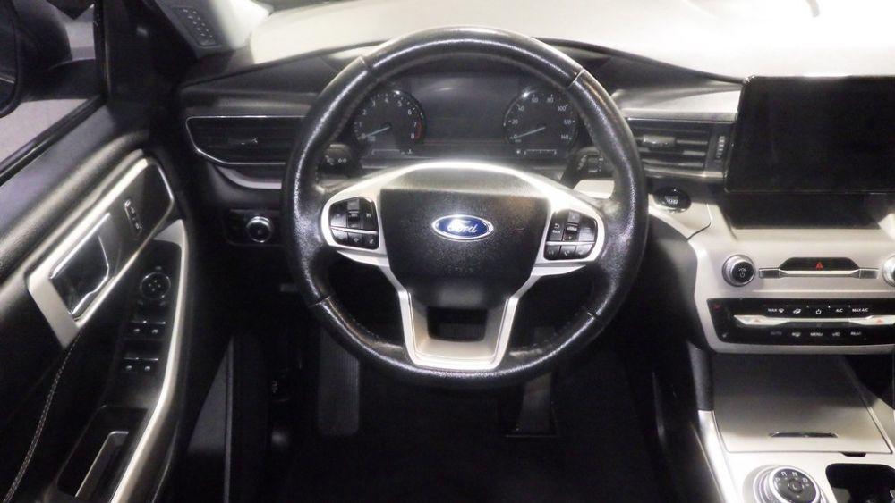 used 2023 Ford Explorer car