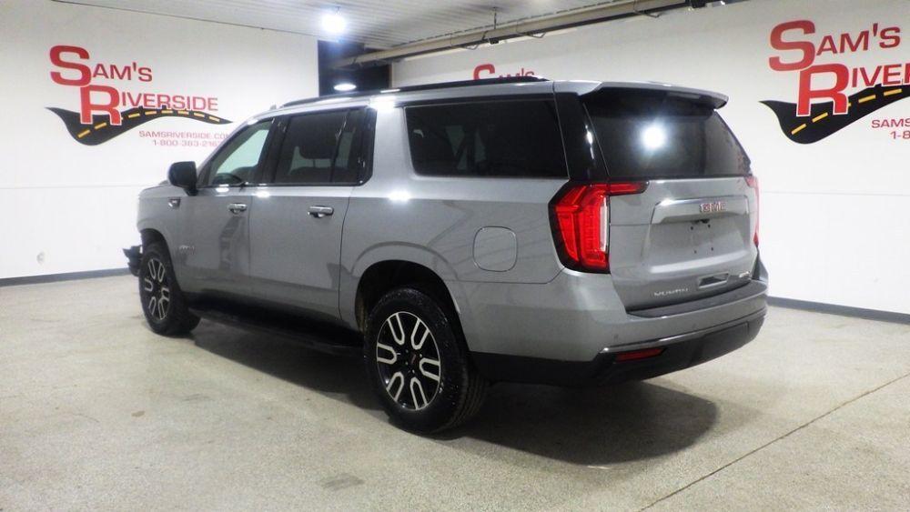 used 2023 GMC Yukon XL car, priced at $36,900