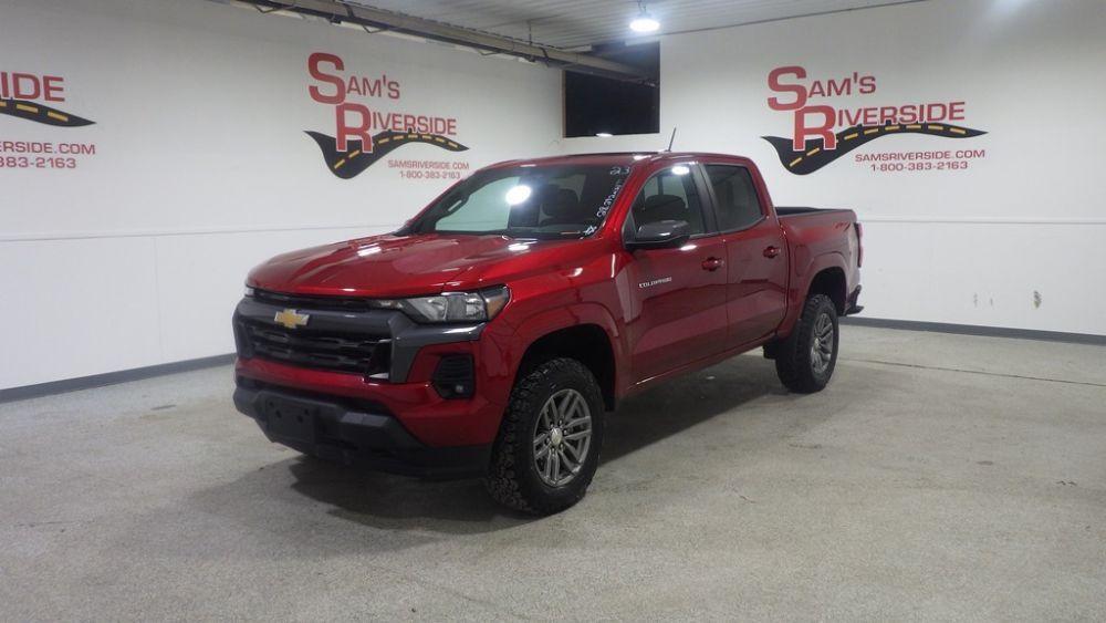 used 2023 Chevrolet Colorado car, priced at $27,900