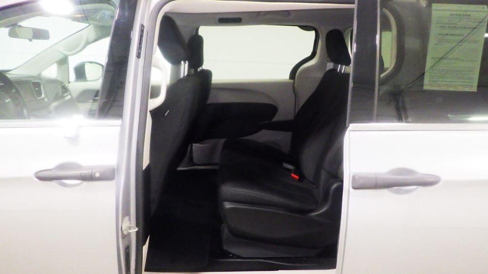used 2019 Chrysler Pacifica car