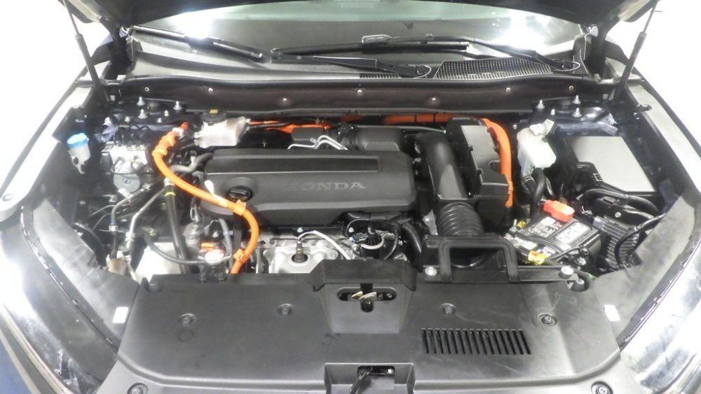 used 2025 Honda CR-V Hybrid car, priced at $31,900