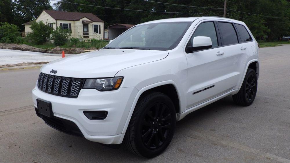used 2018 Jeep Grand Cherokee car, priced at $16,900