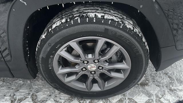 used 2024 GMC Terrain car, priced at $23,477