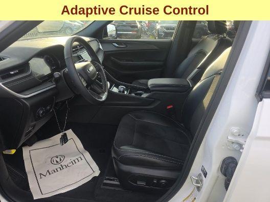 used 2024 Jeep Grand Cherokee car, priced at $35,967