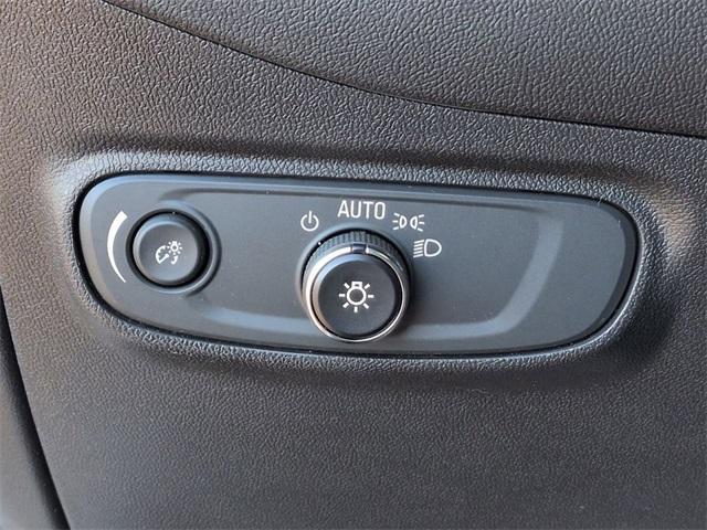 used 2023 Chevrolet Equinox car, priced at $22,100