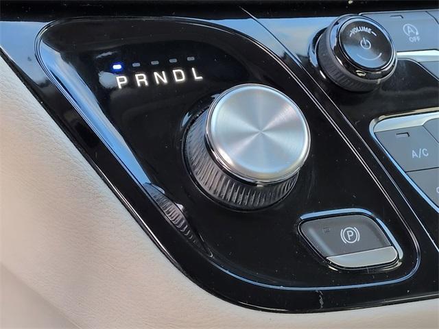 used 2019 Chrysler Pacifica car, priced at $16,667