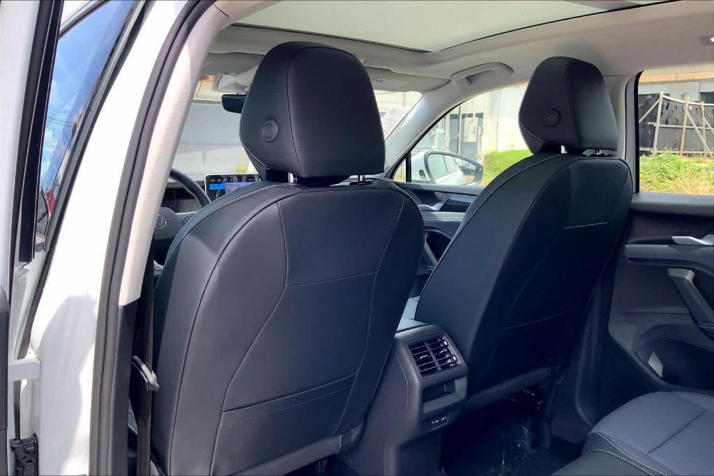 new 2026 Volkswagen Tiguan car, priced at $37,787