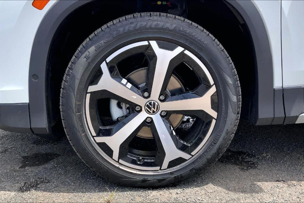 new 2026 Volkswagen Tiguan car, priced at $37,787