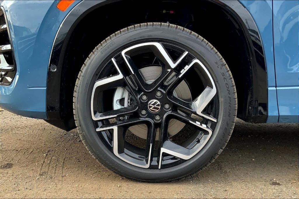 new 2026 Volkswagen Tiguan car, priced at $47,102