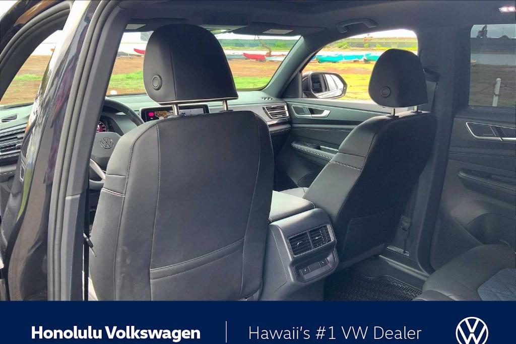 used 2025 Volkswagen Atlas Cross Sport car, priced at $42,857