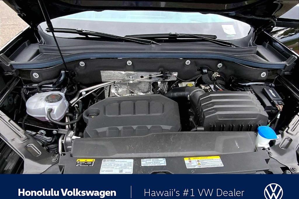 used 2025 Volkswagen Atlas Cross Sport car, priced at $42,857