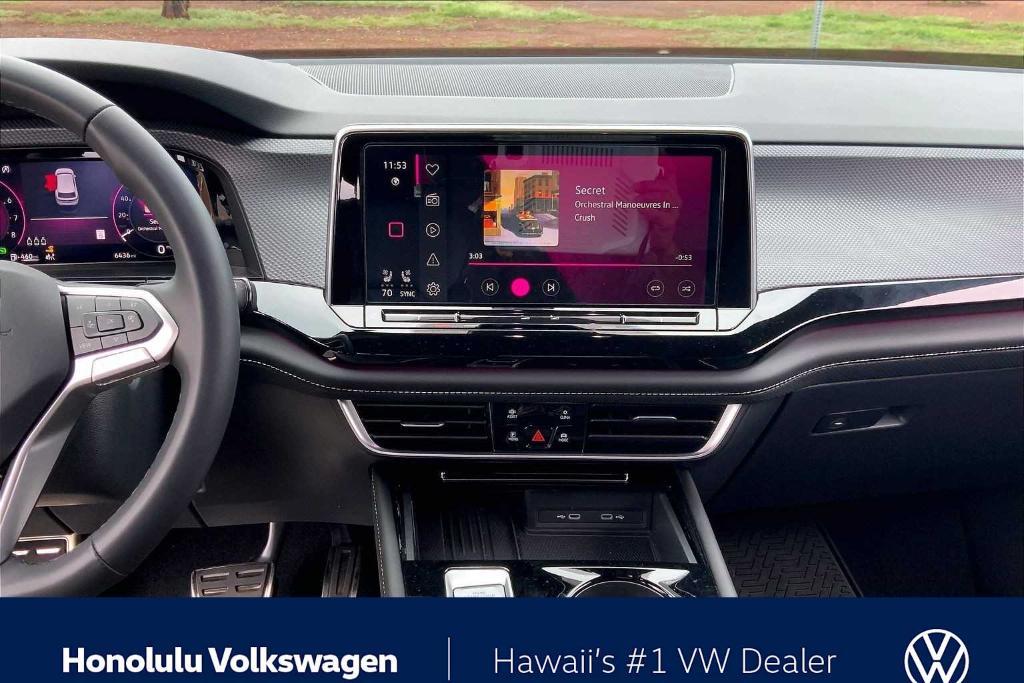 used 2025 Volkswagen Atlas Cross Sport car, priced at $42,857