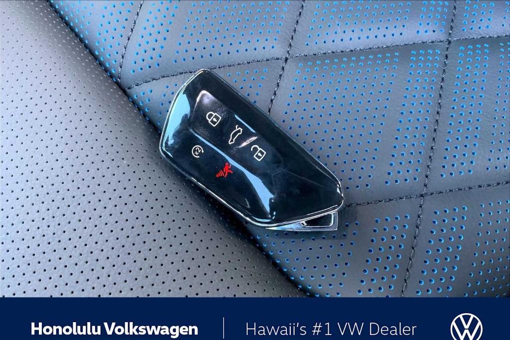 new 2026 Volkswagen Atlas Cross Sport car, priced at $55,369